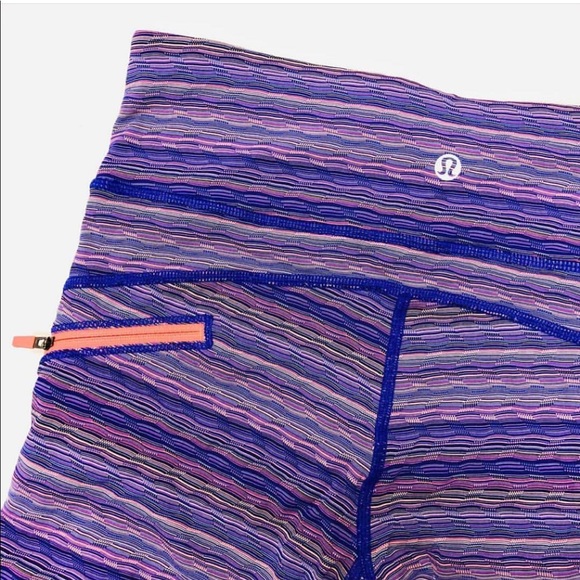 Lululemon Top Speed crops - Picture 3 of 3
